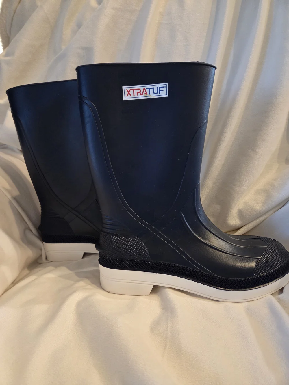 Xtratuf durable navy